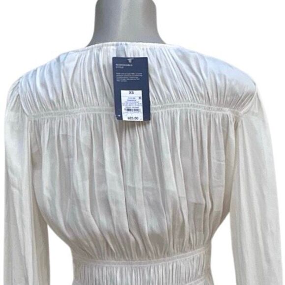 NWT Universal Thread Blouse Women's XS Cream Smocked V-neck Long Sleeve - Picture 8 of 16